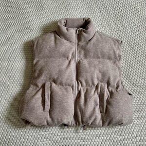 Women's Puffer Vest in Taupe